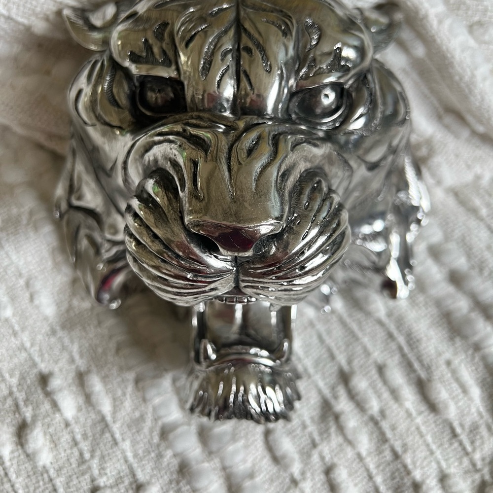 Tiger Head Wall Mount